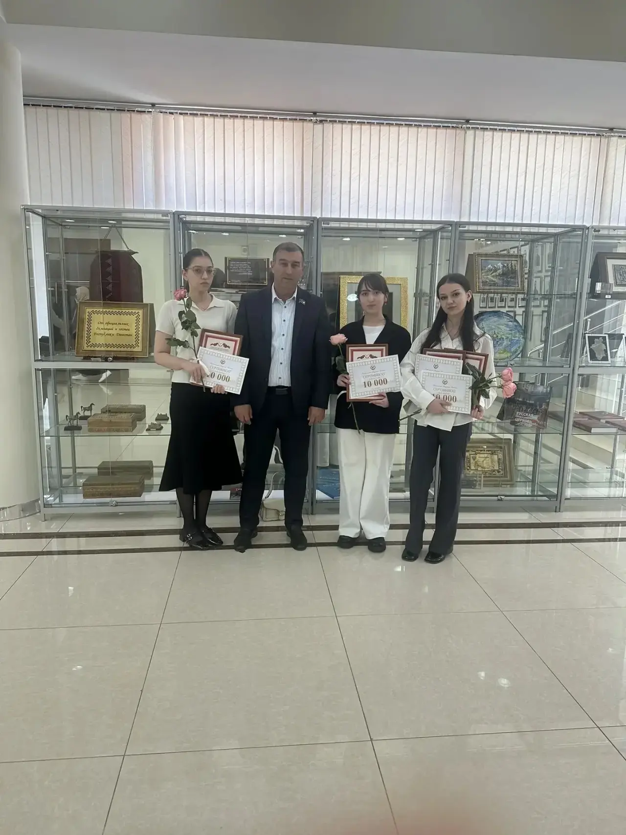 🎓 Торжественная церемония вручения дипломов призерам республиканского этапа всероссийских олимпиад и