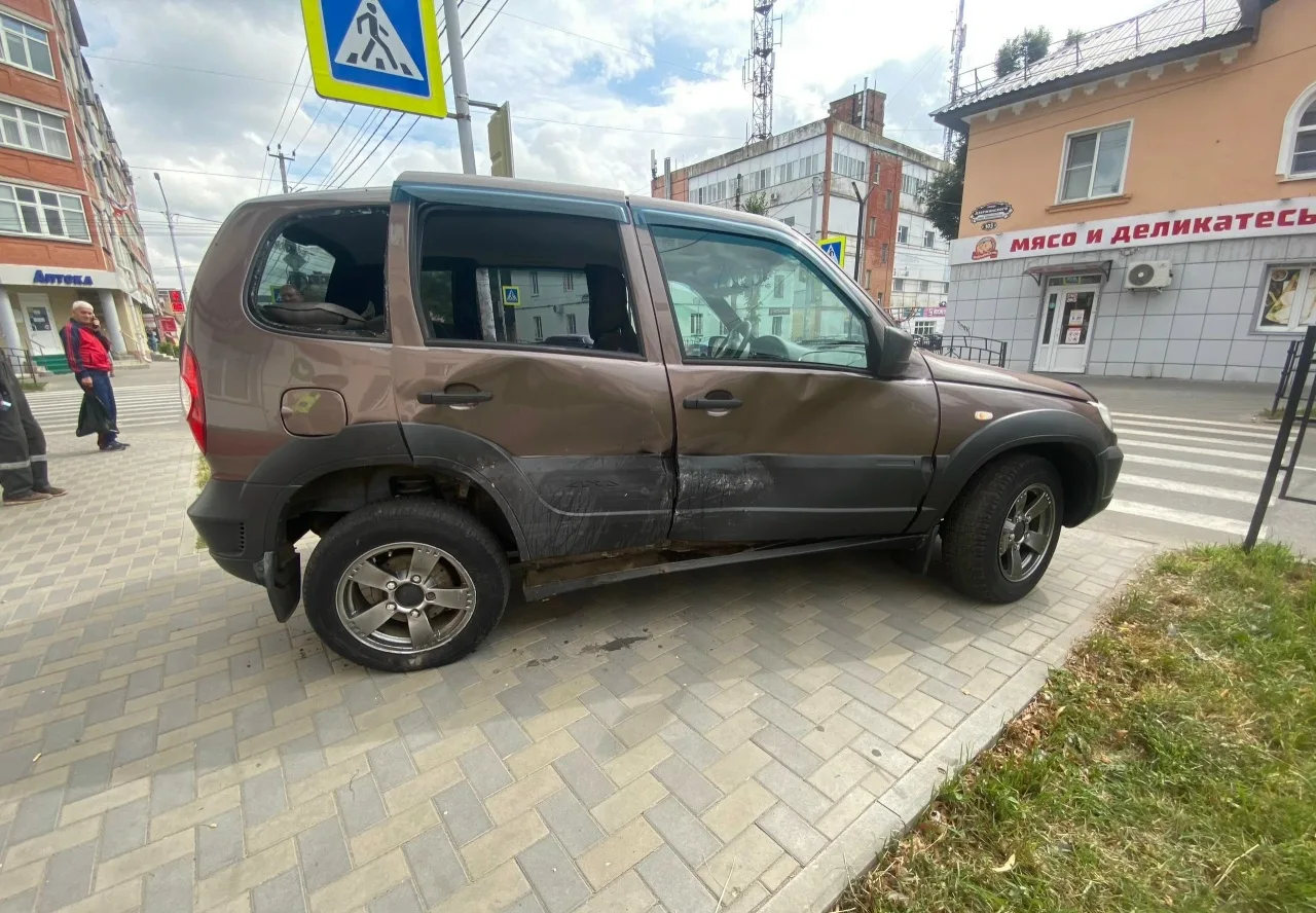 Стали известны подробности вчерашнего ДТП в Ливнах