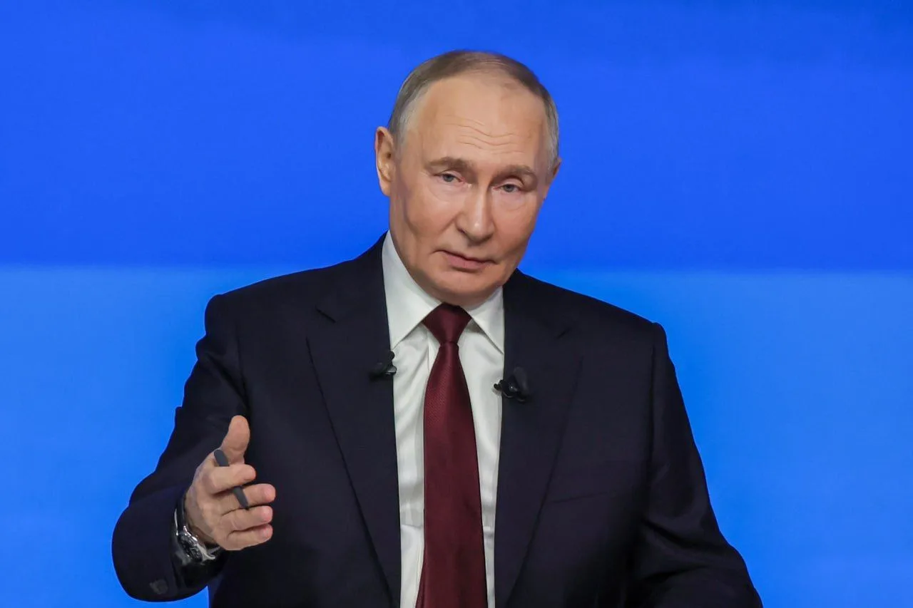 В России работают над группировкой спутников для управления тяжелыми дронами

Об этом сообщил Владим
