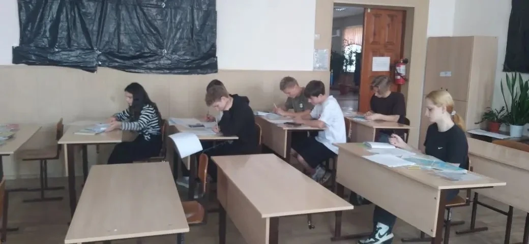 В период основных государственных экзаменов в МАОУСОШ4 им.Я.Ф.Шапошникова, А.Г.Стрюкова проходят доп