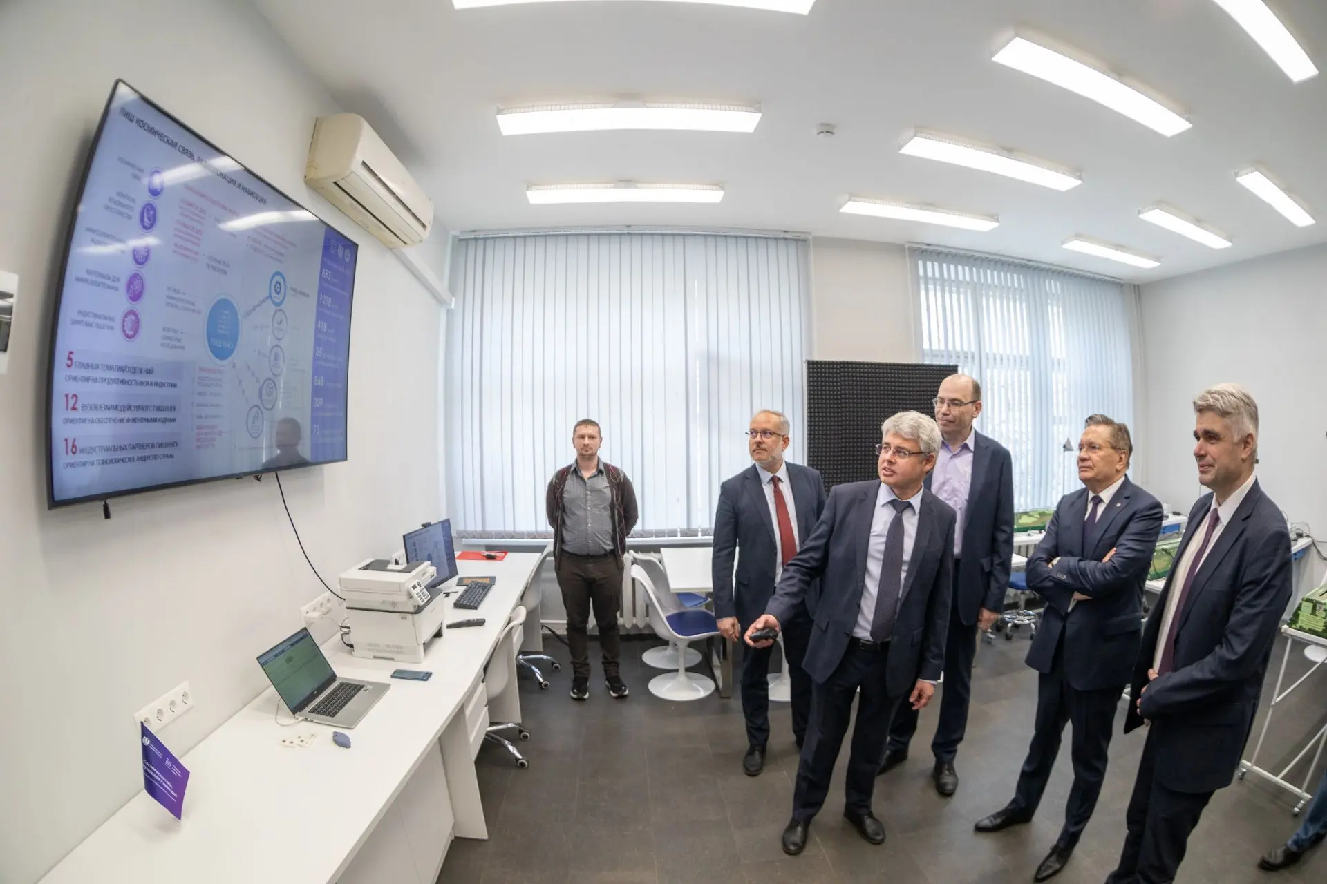 Поздравляю атомщиков с профессиональным праздником!