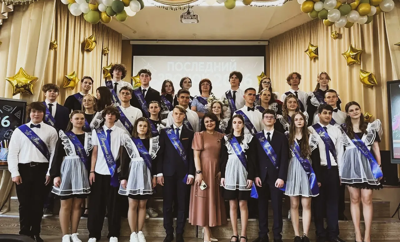 Сегодня в нашей школе состоялось одно из самых трогательных и торжественных событий — П...