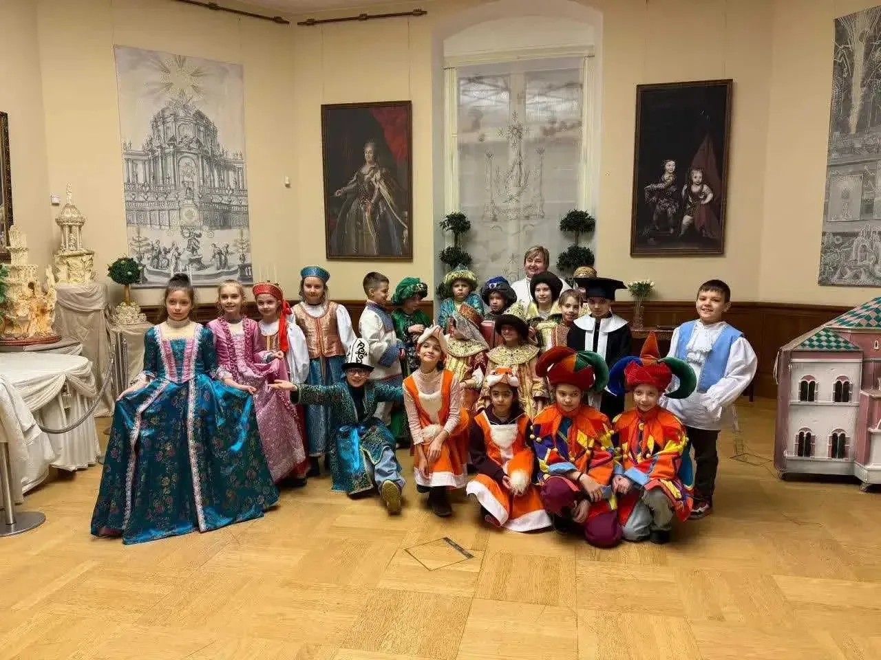 🎭 Путешествие во времени с 2Д: «Сказка Императрицы» в Царицыно  📅 20 марта наш 2Д класс побывал в ис
