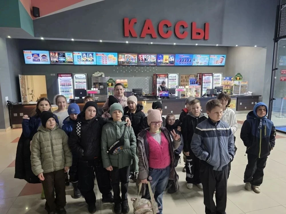 🎥 Киносеанс с глубоким смыслом: сегодня ученики 3 "А" и 5 "Г" классов посмотрели документальный филь