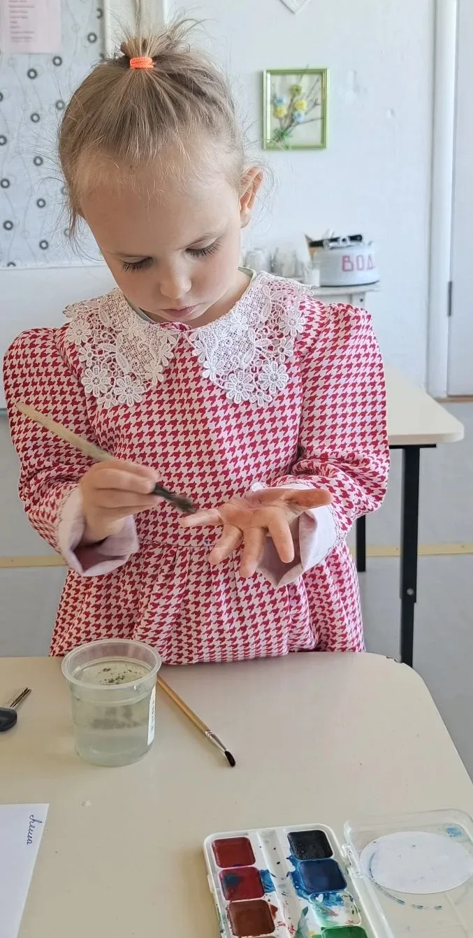 🕊️ Наши ладошки превратились в птичек!
