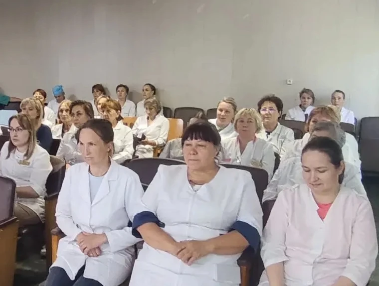 В Вурнарской центральной больнице сегодня прошло собрание коллектива под руководством главного врача
