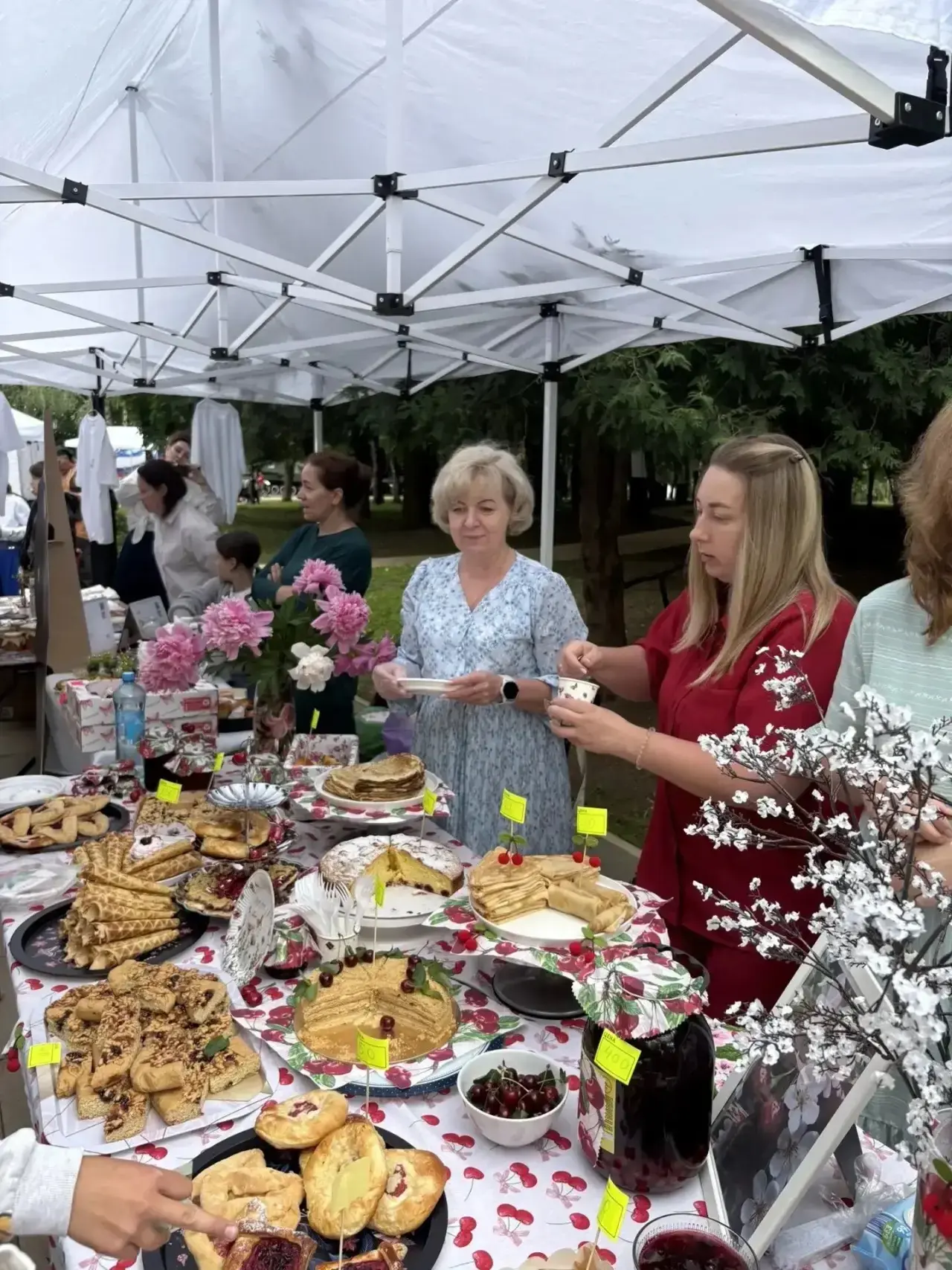 🍒 ГОРОДСКОЙ ФЕСТИВАЛЬ «ПРОГУЛКА С ЧЕХОВЫМ»: НАШИ ДОШКОЛЯТА СОЗДАЛИ НАСТОЯЩИЙ «ВИШНЁВЫЙ САД»! ✨📚

1