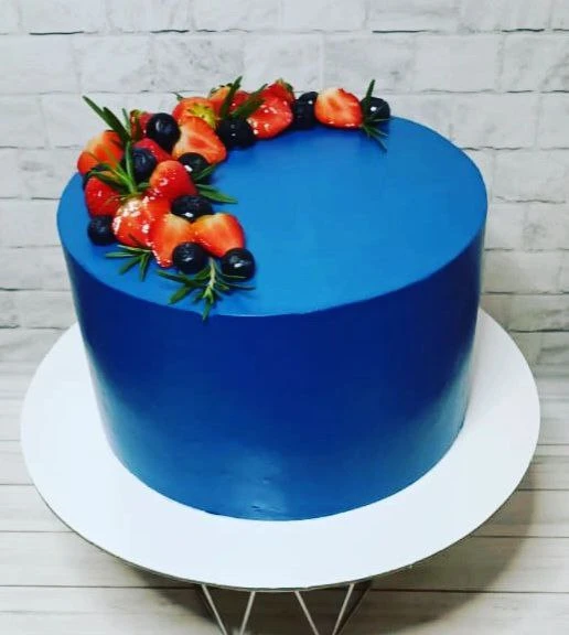 Лёгкий шифоновый бисквит 🍰 с клубничным 🍓конфи.