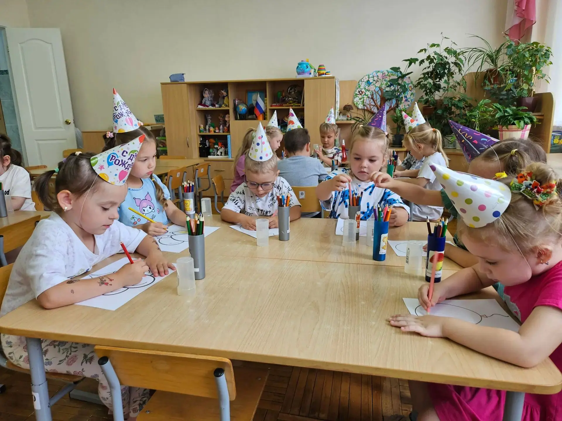 Сегодня, 20 августа, особенный день! 🪅 Ведь свой День рождения отмечает любимец всех д...