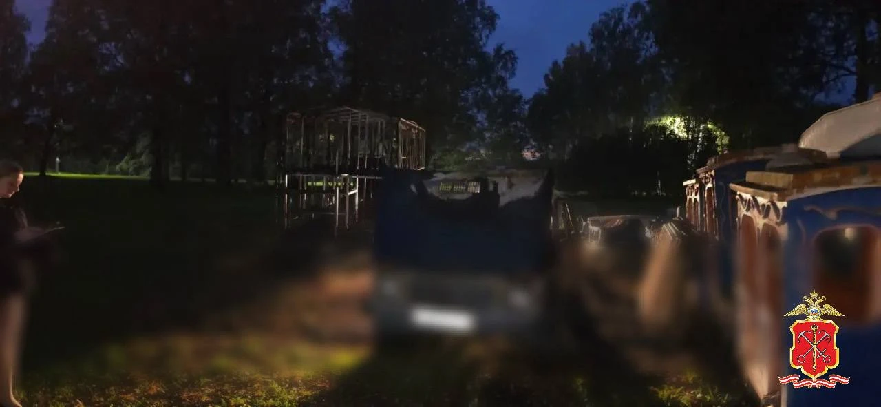 Поздним вечером 29 сентября в полицию поступило сообщение о возгорании автомобиля на те...