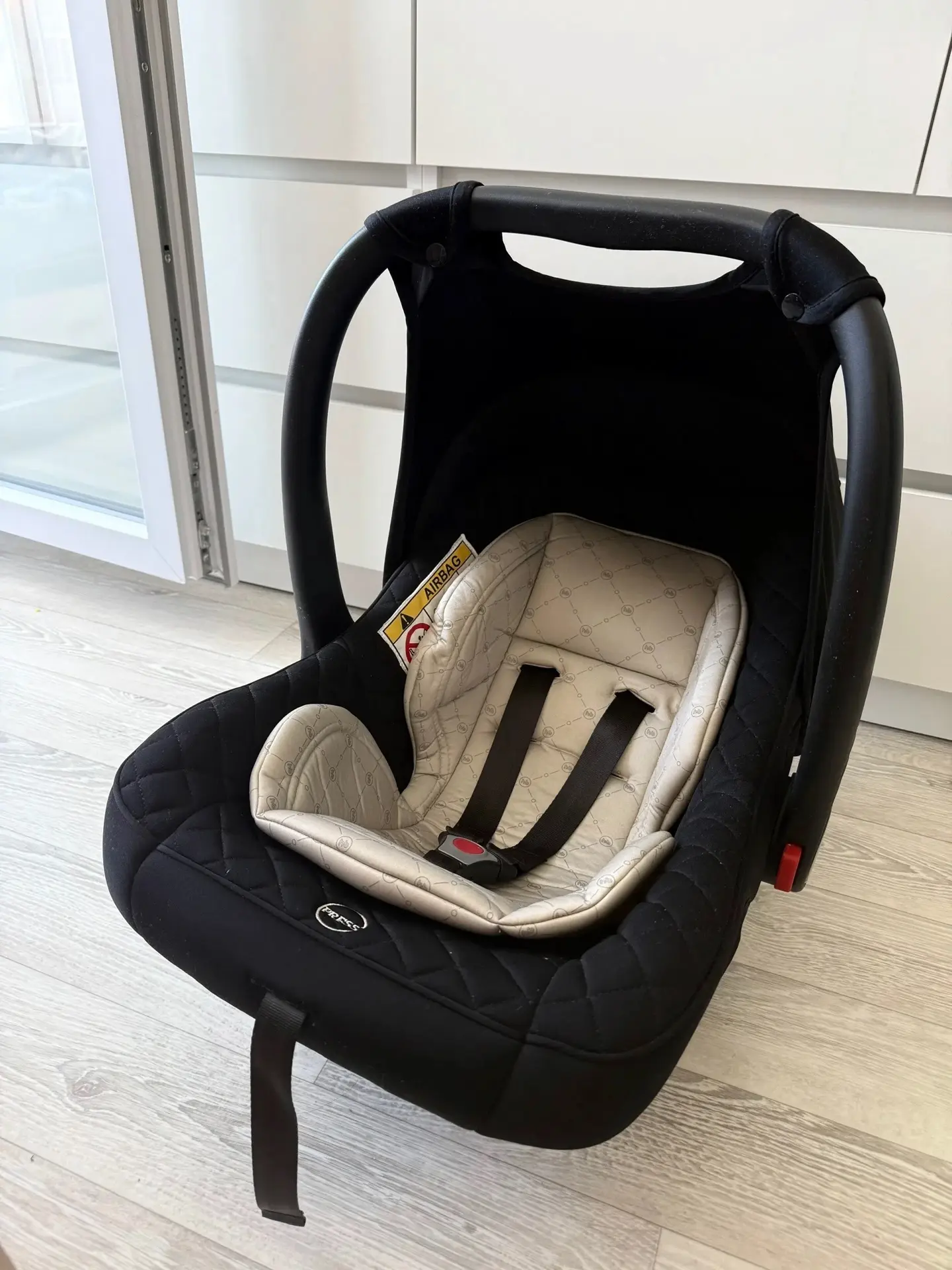 Детская автолюлька от 0 до 13 кг фирма Happy Baby в прекрасном состоянии 😍