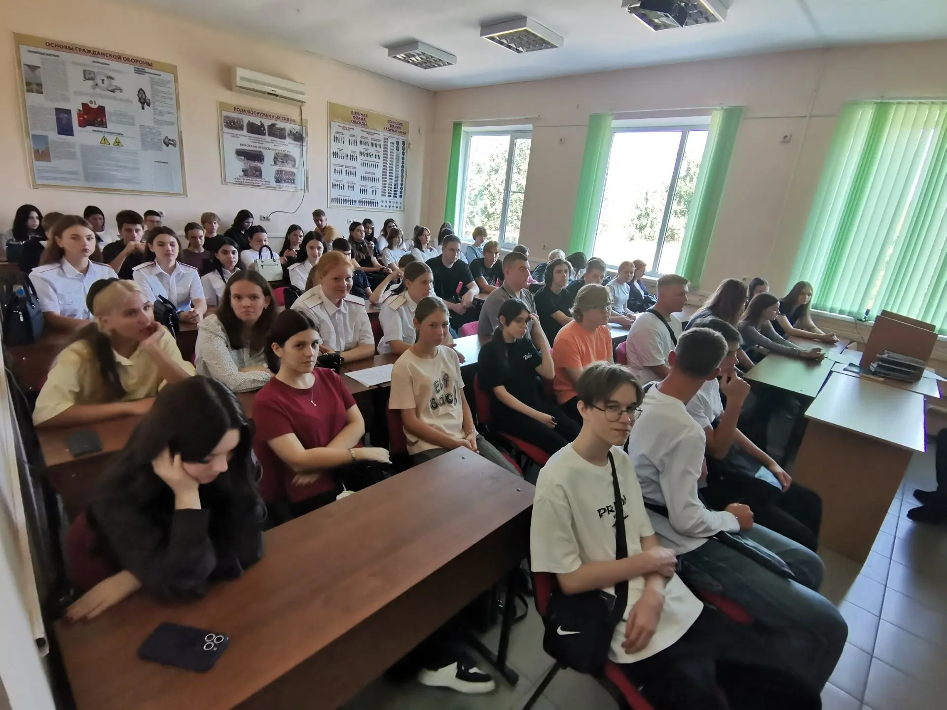 В Приморско‑Ахтарском филиале техникума «Знание» прошли масштабные антитеррористические...