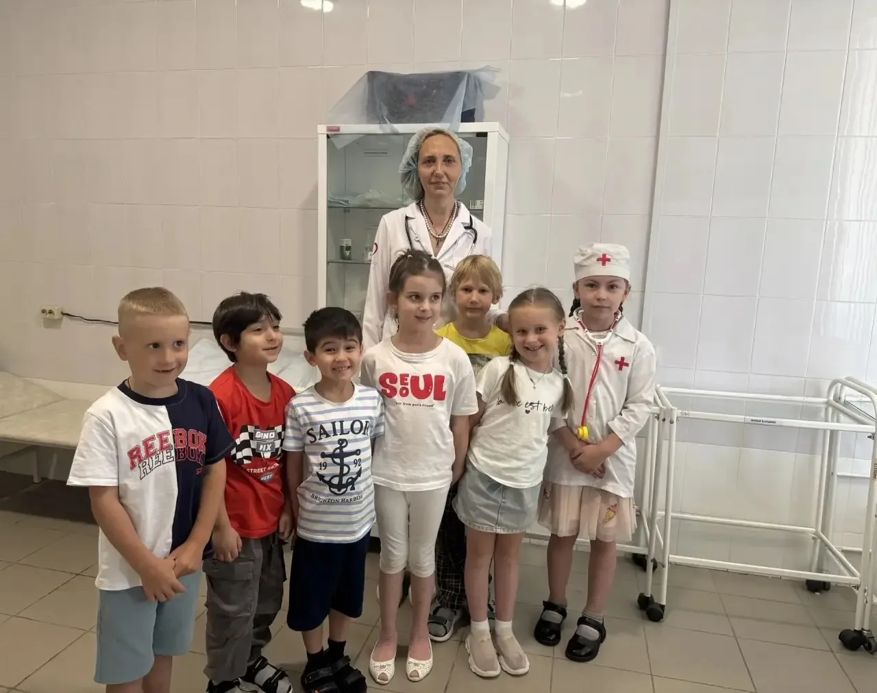 Роспотребнадзор дарит нашим детям волшебный мир аудиосказок!

Дорогие родители, бабушки и дедушки! У