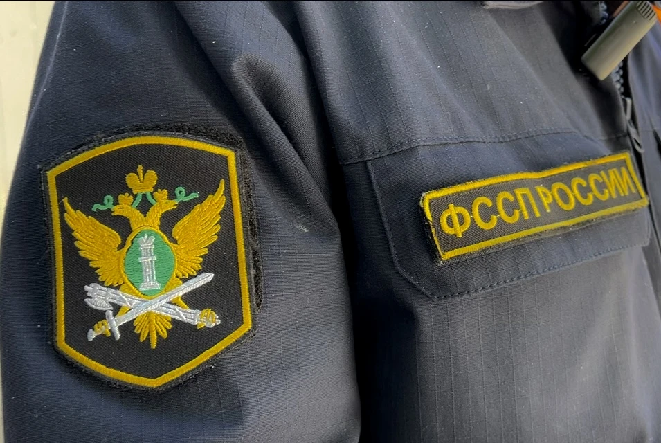 Мужчине вернули деньги за некачественный натяжной потолок  Житель г. Энгельса захотел установить нат