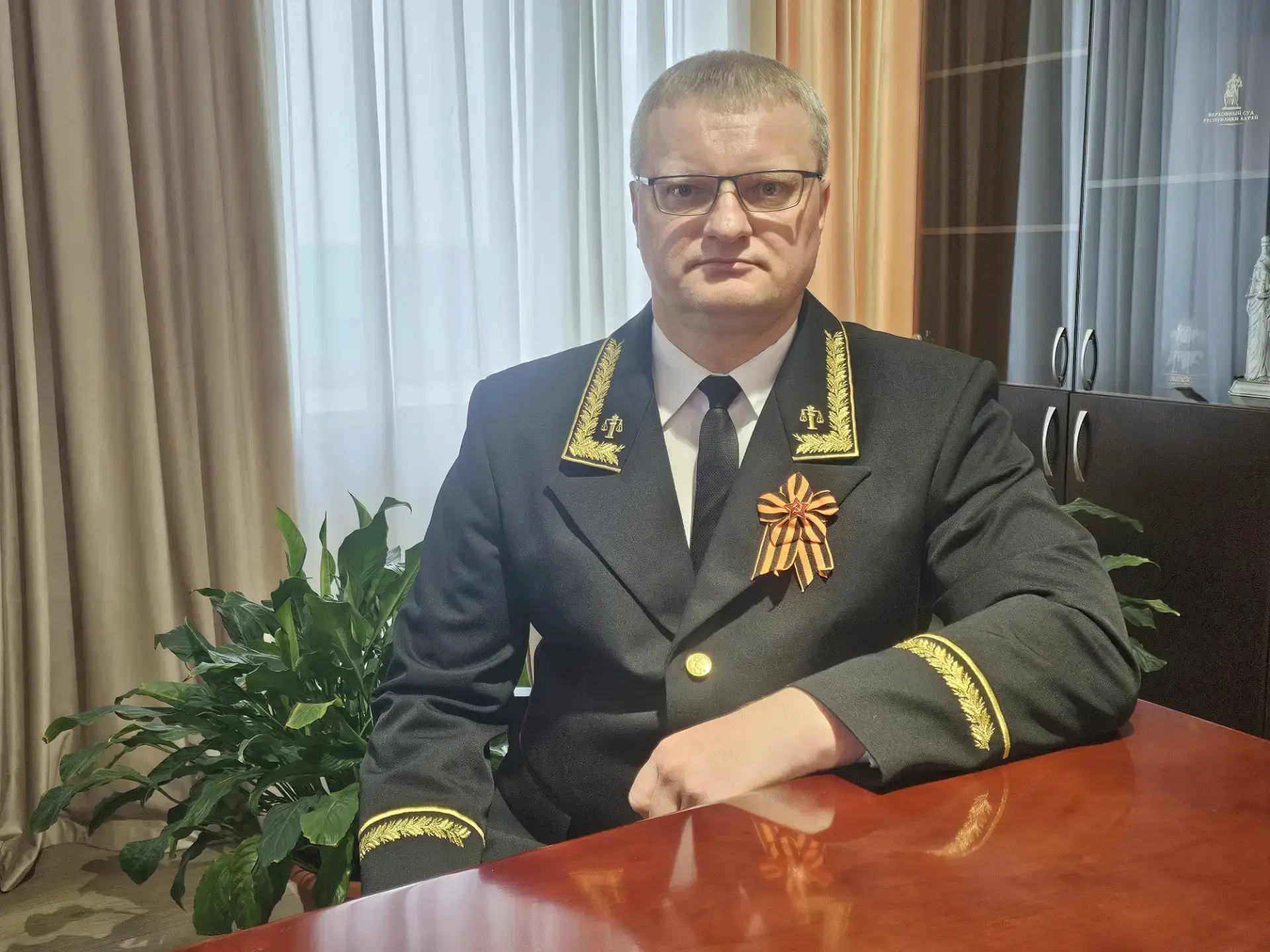 Роман Витальевич Знаменщиков назначен председателем Иркутского областного суда