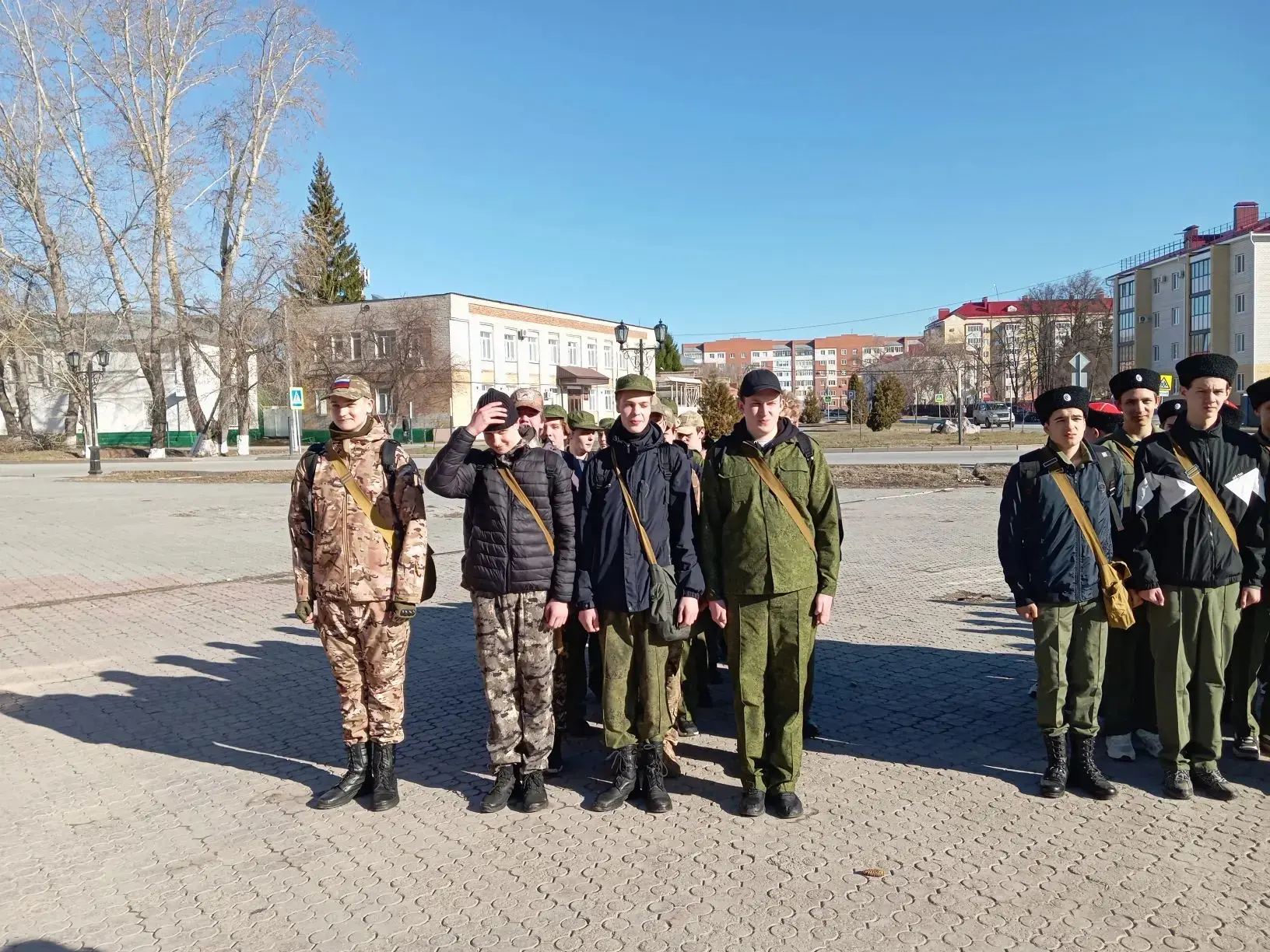 🇷🇺 У десятиклассников стартовала неделя учебных сборов!  Для наших учеников сегодня начался важный э