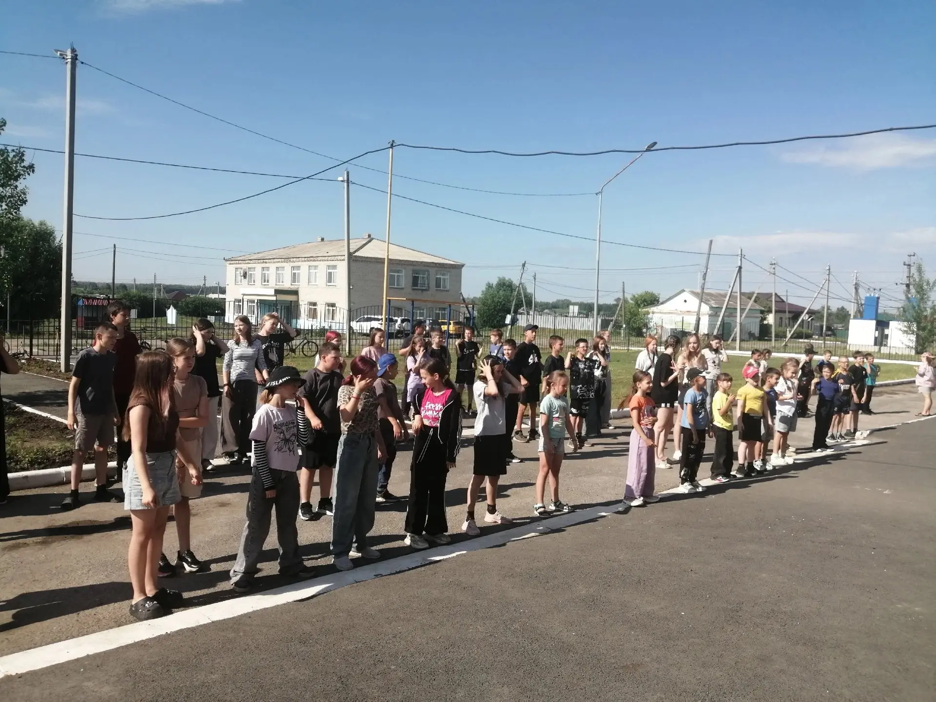 ☀️Утро 13 - го дня пребывания в летнем лагере, как всегда, началось с бодрящей утренней...