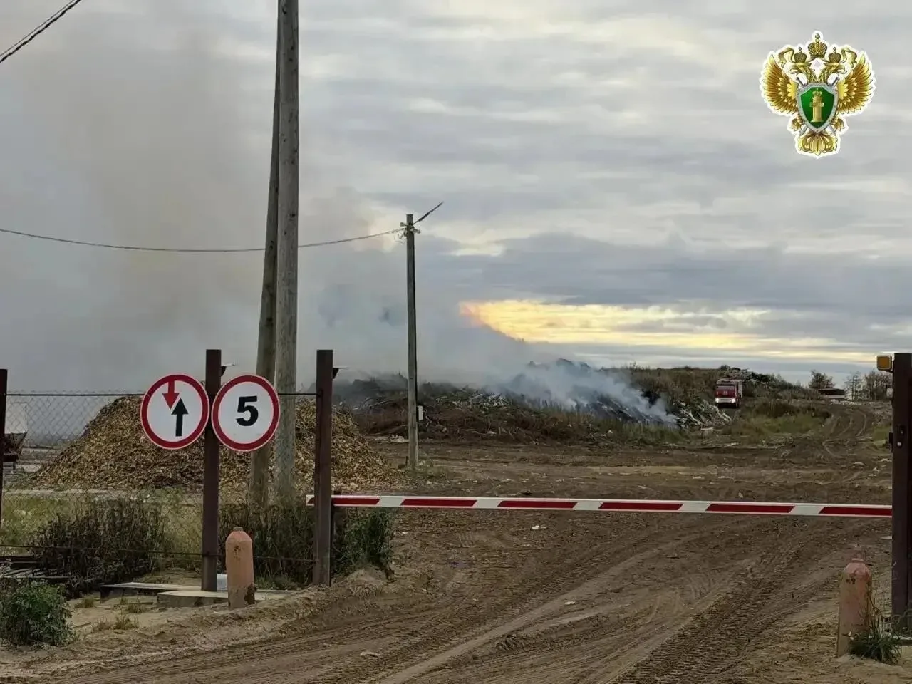 🔥 В Нарьян-Маре загорелся полигон с отходами