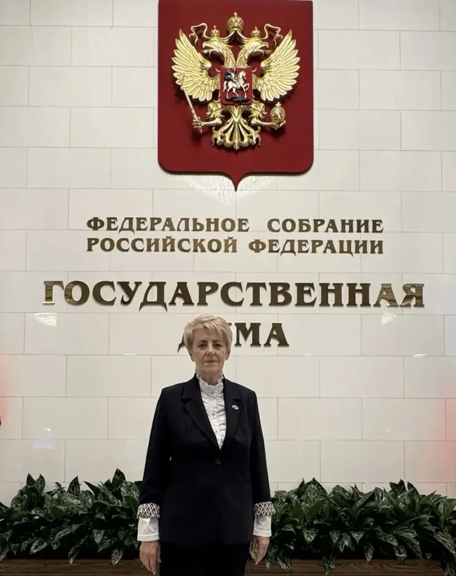 Сегодня принимаю участие в первом заседании Государственной Думы девятого созыва. Это о...