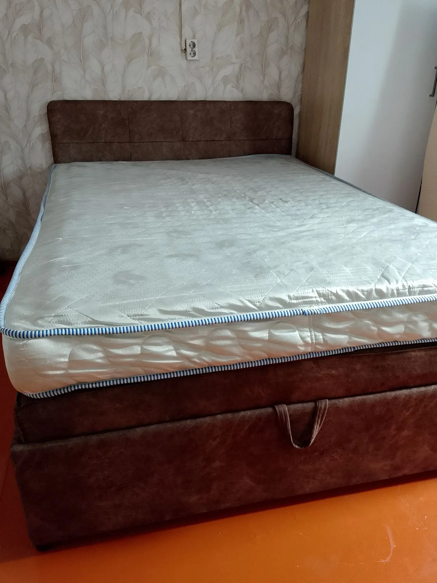 Продам ортопедический матраз 140*200 5000₽ 89527516458