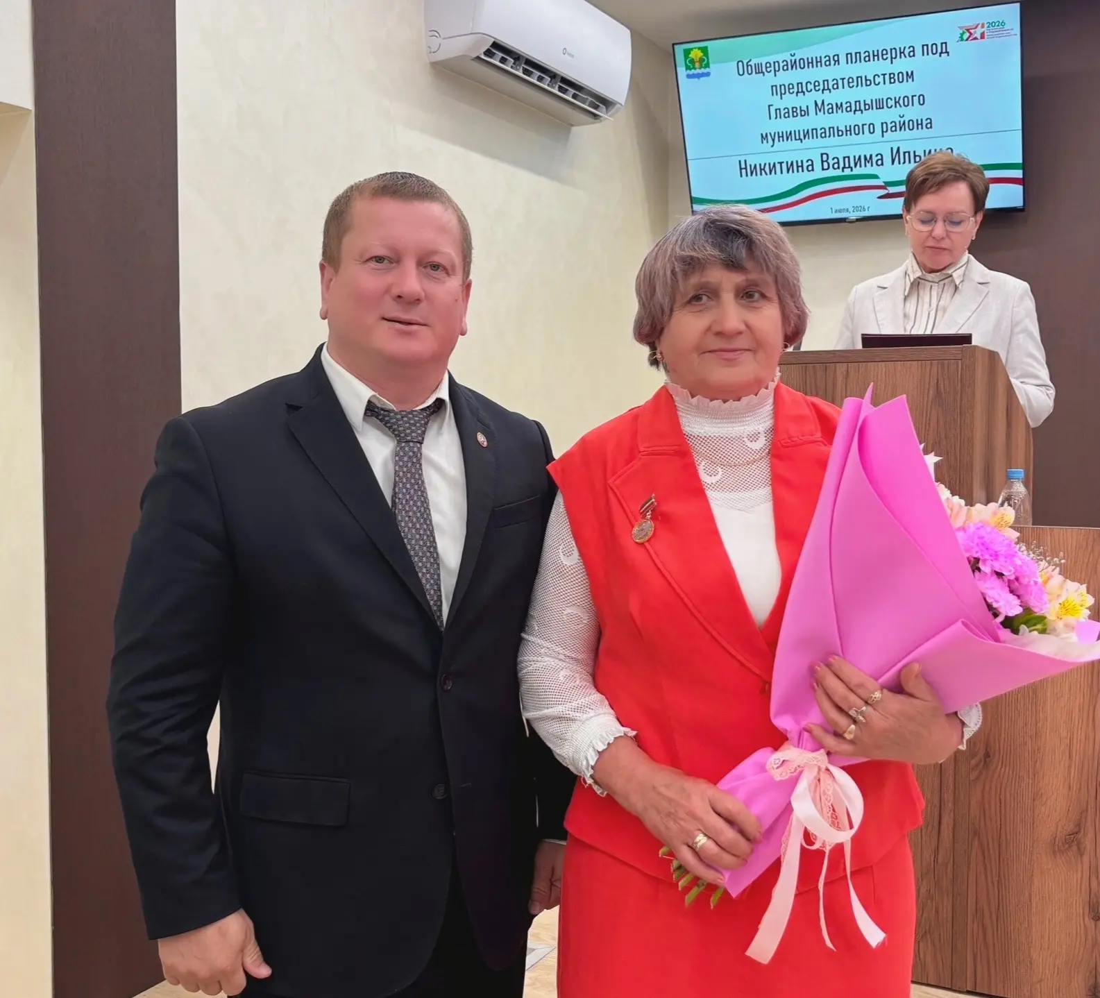 🏆 Гордость Таканышской школы и всего района! Поздравляем с высокой государственной наградой! 🌟✨

С