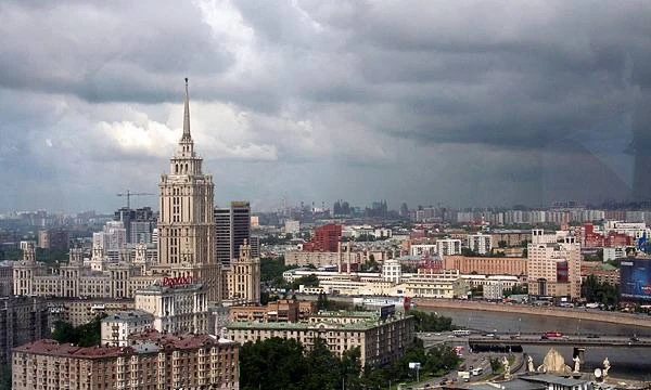 Облачность и небольшой дождь ожидаются сегодня в Москве, рассказали в Гидрометцентре.