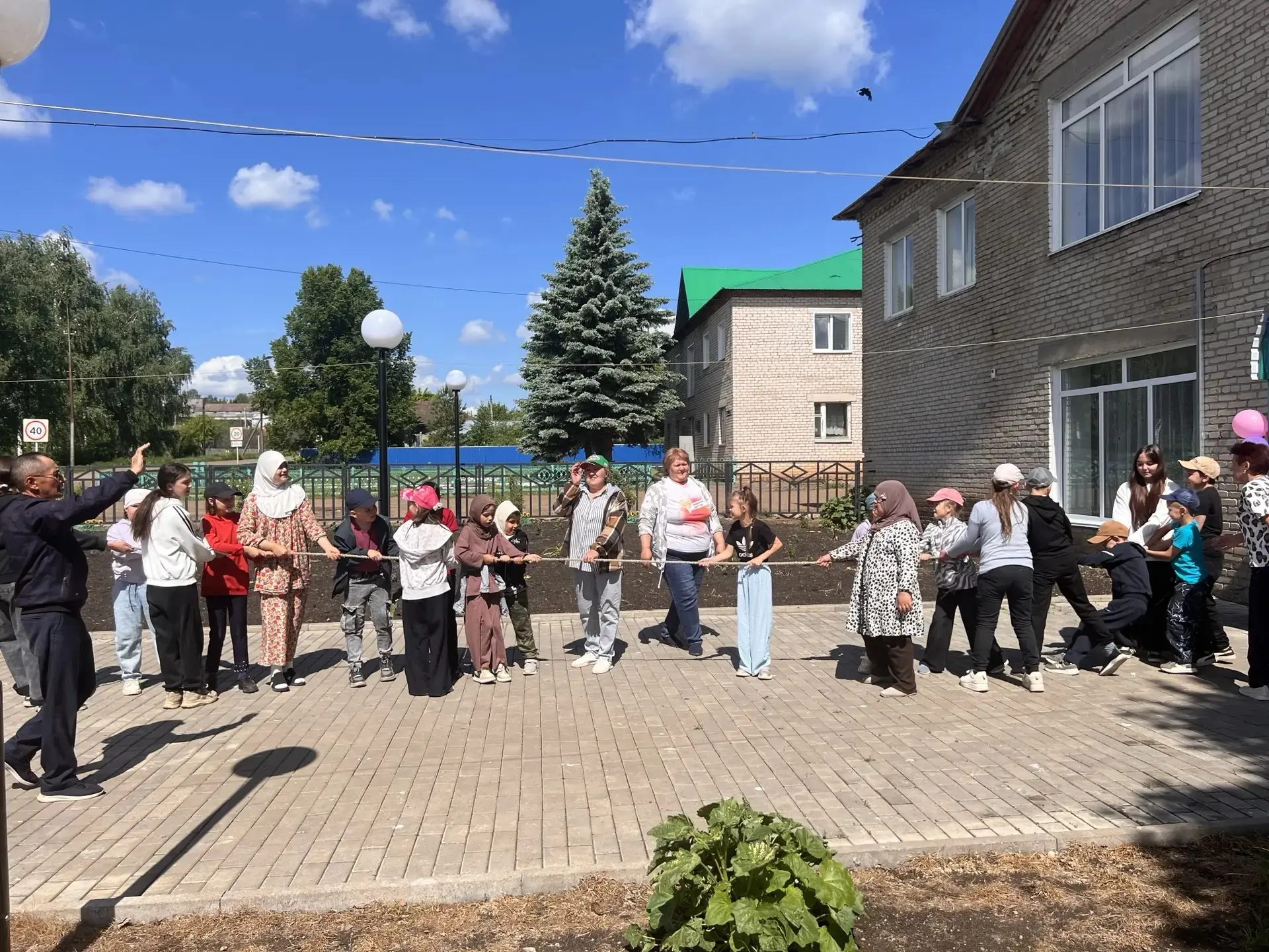 🍃Летняя пора – это долгожданное время, когда можно отдохнуть от учёбы. Это время развлечений, новых
