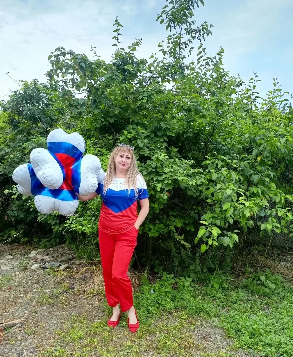 А мы продолжаем нашу праздничную фотоакцию «Моя Россия» 🇷🇺 

Любовь к Родине, уважение к ее традиц