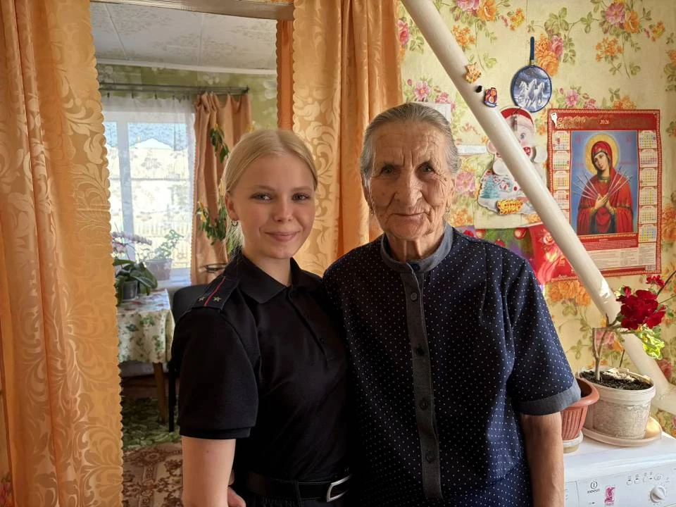 В  День пожилого человека  визиты к ветеранам стали для кувандыкских полицейских доброй...