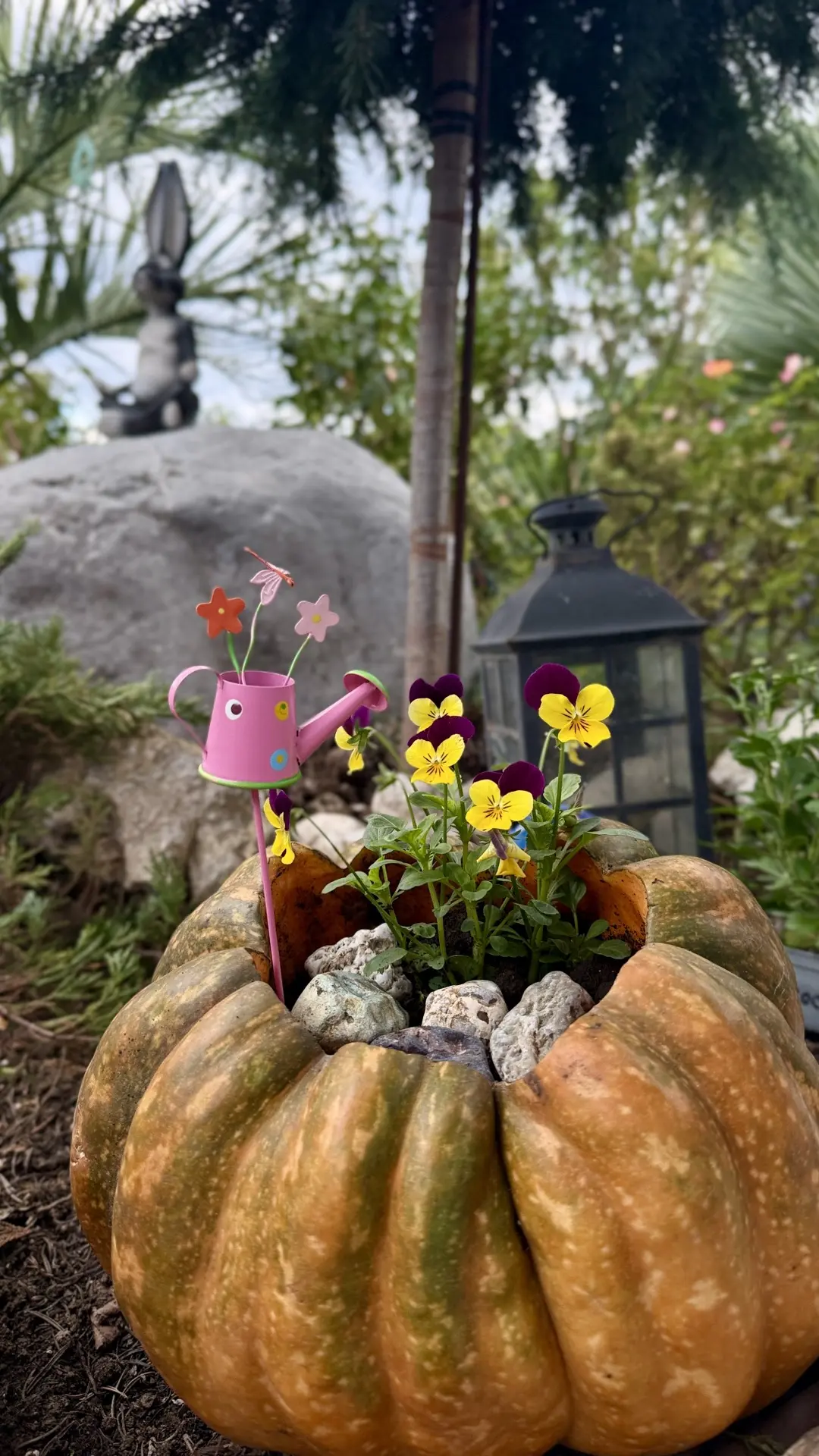 🍂🎃 Хотите добавить осеннего настроения в сад или дом, но не знаете, с чего начать?