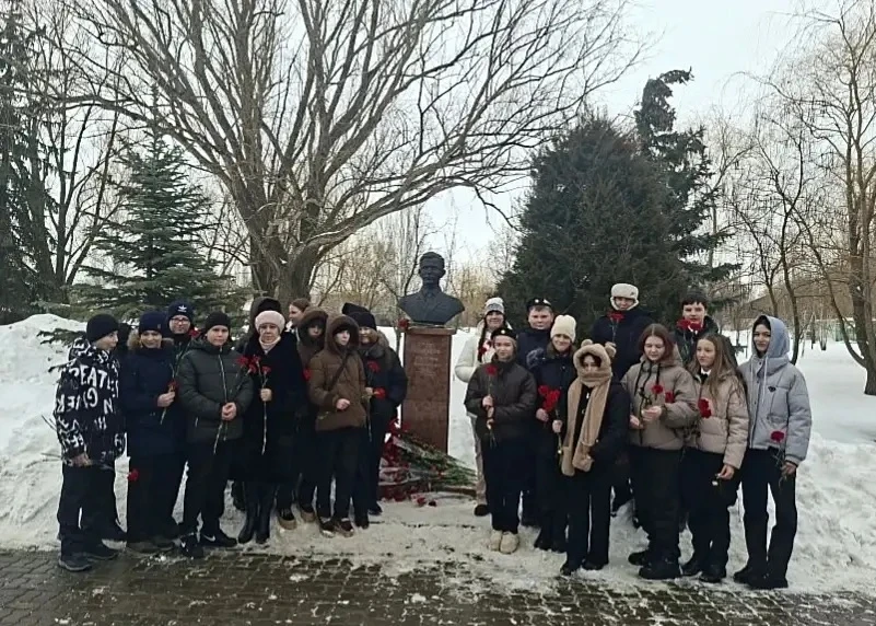 🇷🇺 26 лет назад бессмертный подвиг на высоте 776 совершили бойцы 6-й роты.  Сегодня, в День памяти, 