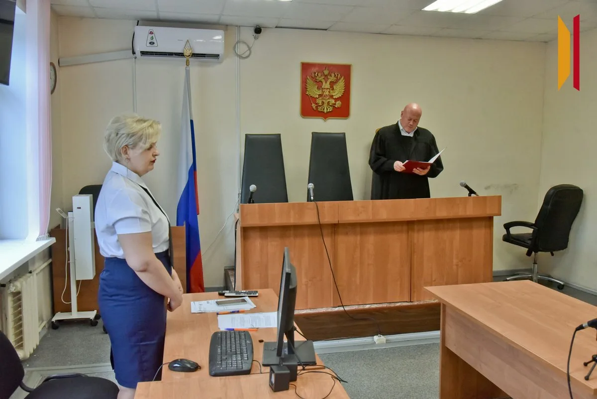 Жительница Воронежа взломала
 банковскую систему и перевела на свою карту 1 млн рублей
Необычное уго