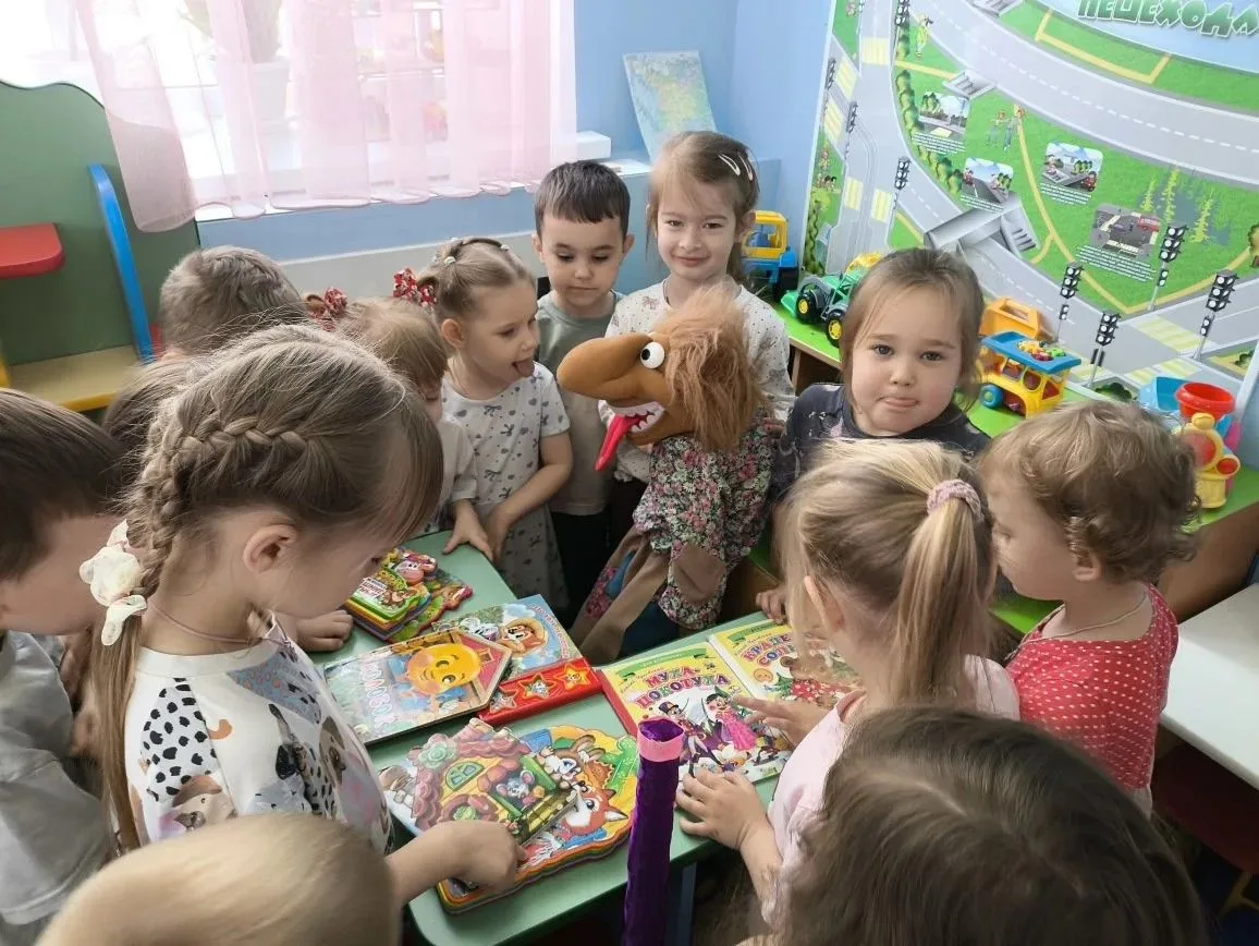 В рамках тематической недели, посвященной русским народным сказкам, в группе "Чайка" пр...