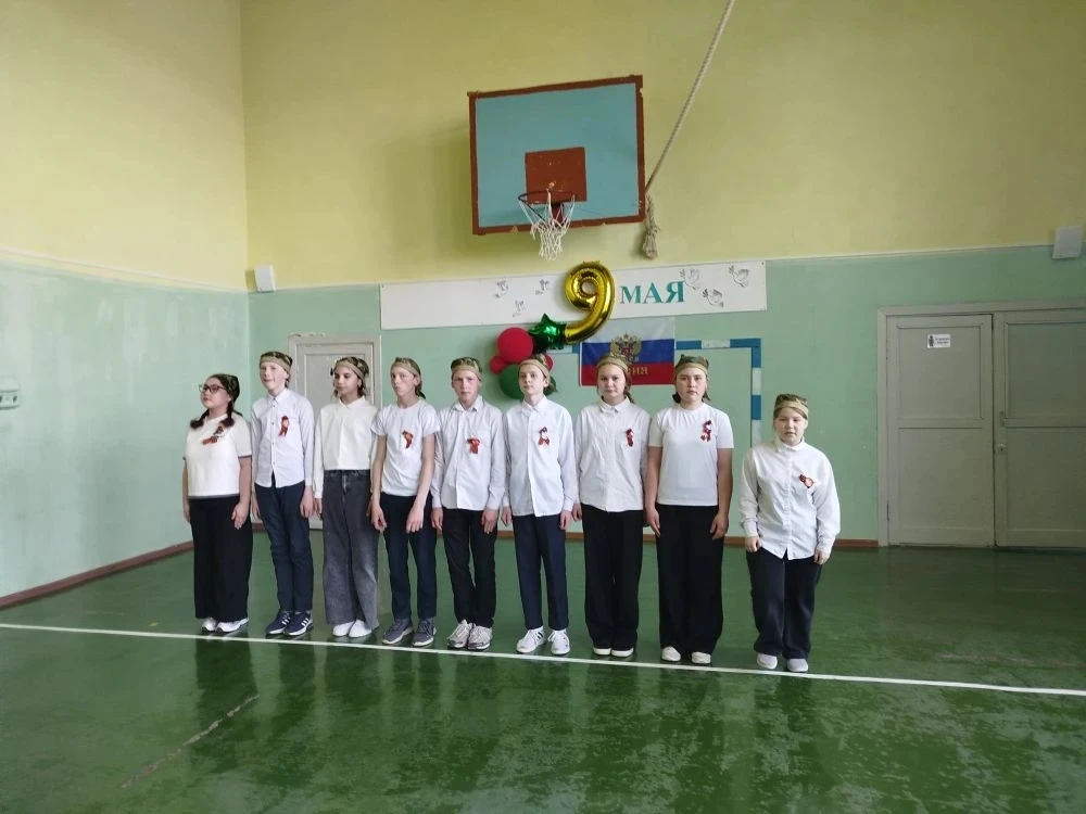 🎖️ Смотр строя и песни — 2026: школа готовится к Дню Победы!