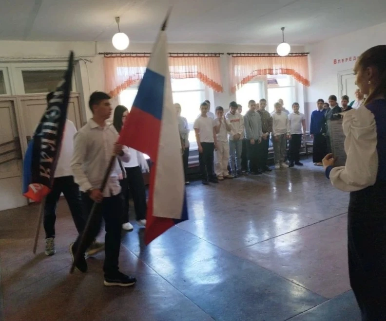 Понедельник, 27 апреля, в  ГБОУ«Василевская школа Амвросиевского м.о.» традиционно нача...