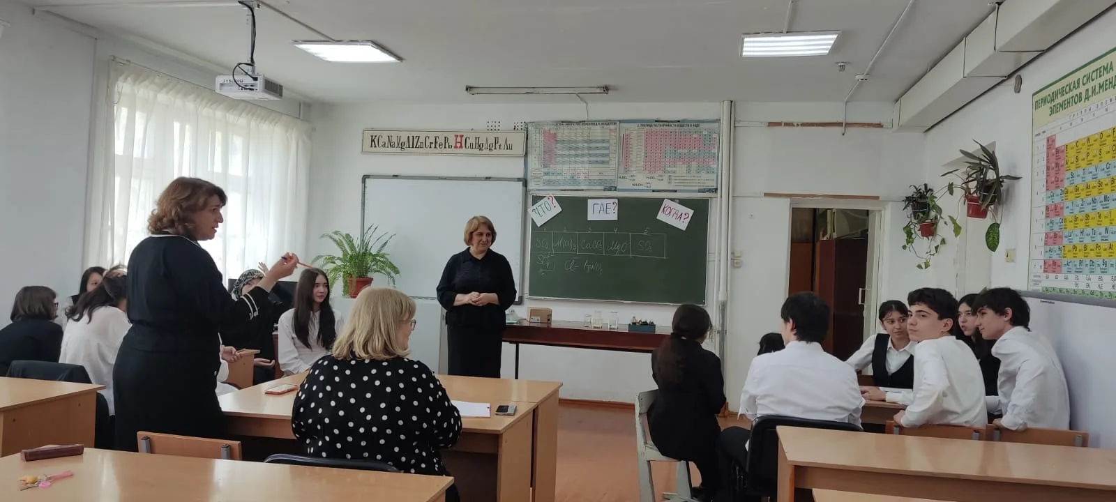 Интеллектуальная битва знатоков в 9 «Б»  Накануне в 9 «Б» классе прошло увлекательное интеллектуальн