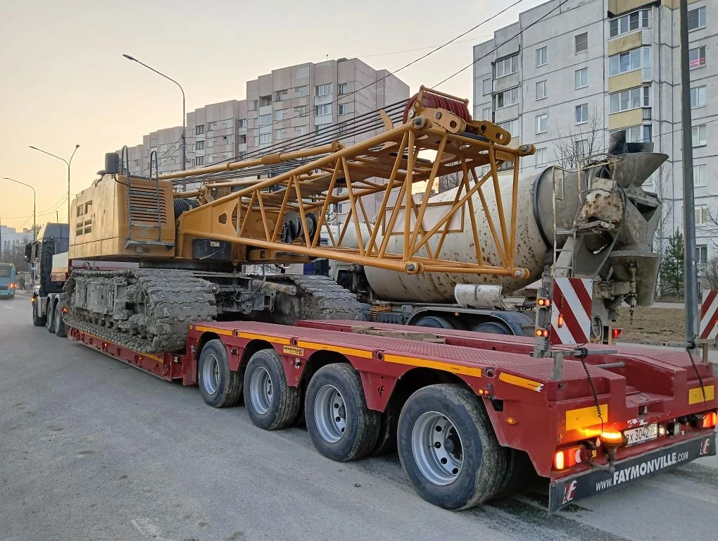 Доставка гусеничного крана XCMG XGC100A, 45 т Д 13,5 м * Ш 3,5 м * В 3,5 м. Перевозка о...