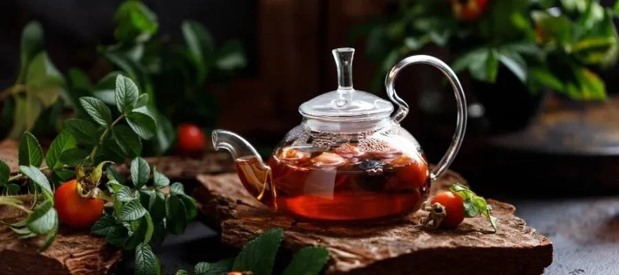 🍵 Общеукрепляющий чай для здоровья и энергии

Этот натуральный сбор — настоящий кладезь витаминов и