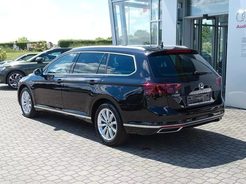 🇩🇪 Немецкое качество без компромиссов: VW Passat Variant (2023)  Ищете идеальный автомобиль для семь