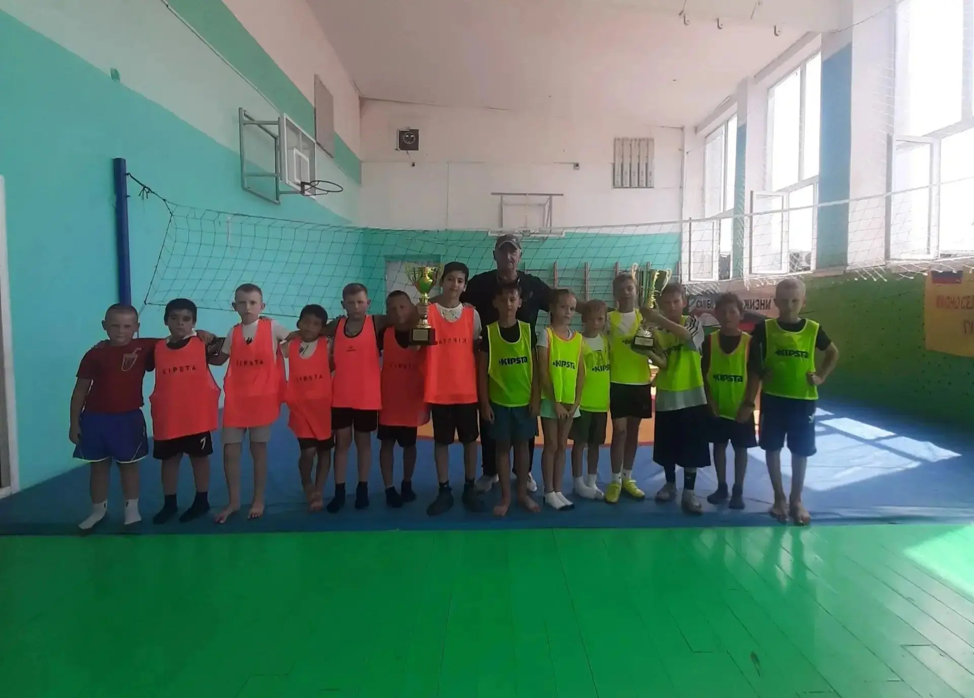Футбольная лихорадка в «Солнышке»: кубок в студию!