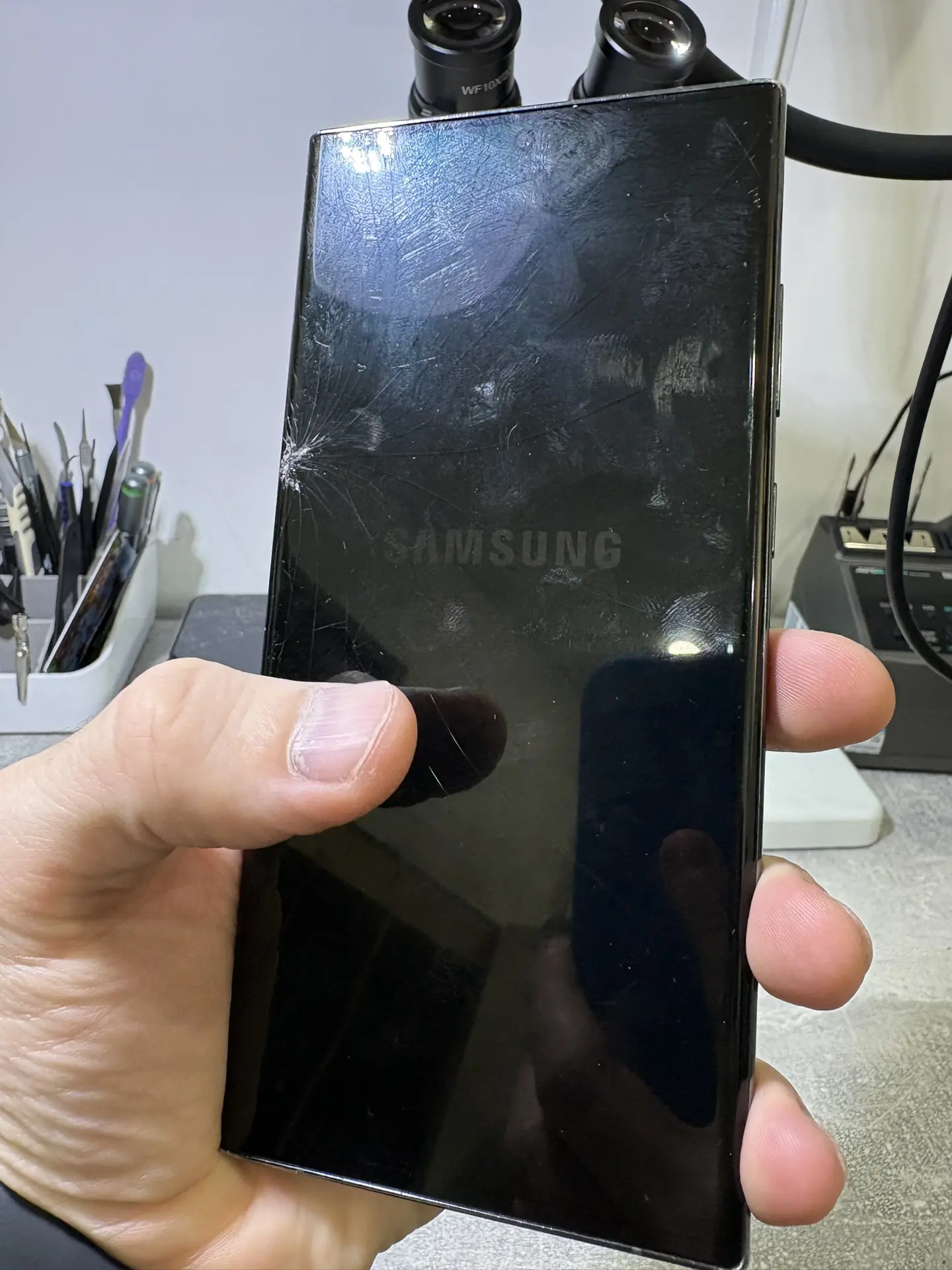 Замена экрана и задней крышки на телефоне Samsung s23 ultra