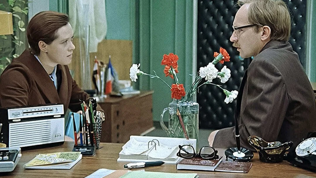 9 из 10 мужчин хотя бы раз влюблялись в коллегу 🥰