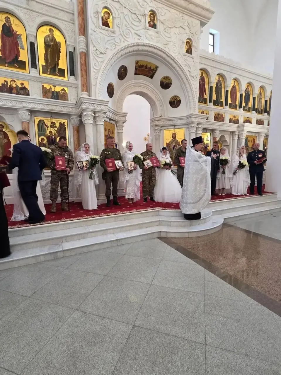 💍 Ступинская семья приняла участие в церемонии венчания ветеранов СВО Подмосковья