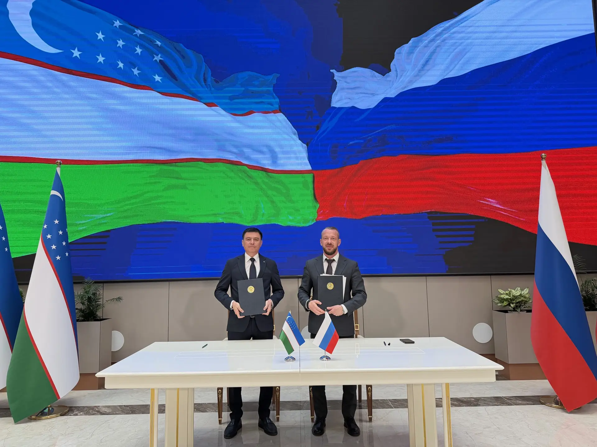 🇷🇺🇺🇿 ТПП Тюменской области и ТПП Ферганской области подписали меморандум о сотрудни...