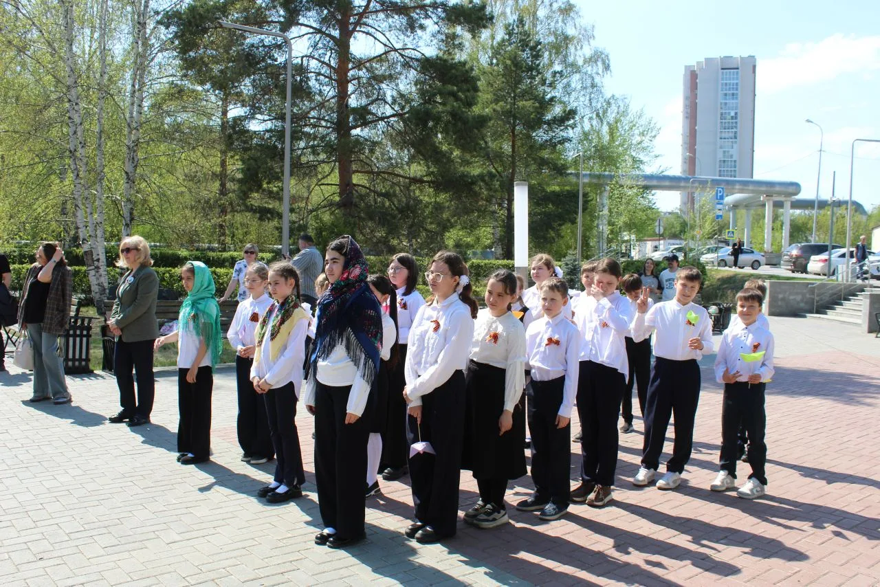 Железные паруса единства  В сердце Тюмени, у легендарного катера «Комсомолец» в сквере Петра Потапов