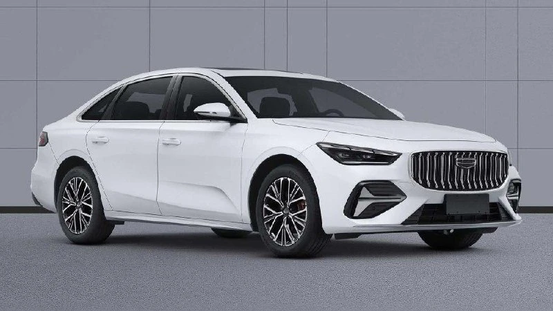 Geely Preface вырос до размеров Kia K5

В Китае зарегистрирована удлинённая версия бизнес-седана Gee