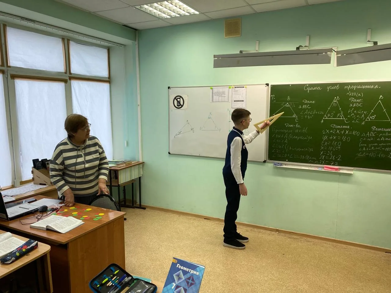 16 февраля стартовала неделя открытых уроков математики и информатики. Сегодня в 7 «В» классе прошел