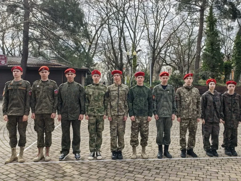 ЗАРНИЦА 2.0   Спешим поделиться радостью!   Команда "МОНОЛИТ" (старшая группа) стали   🏆ПОБЕДИТЕЛЯМИ