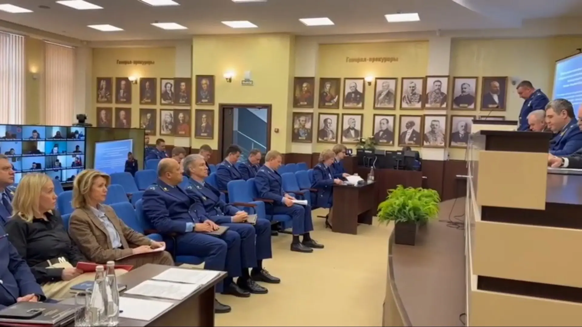 Исполнение государственных и муниципальных контрактов на особом контроле. https://ksp.n...