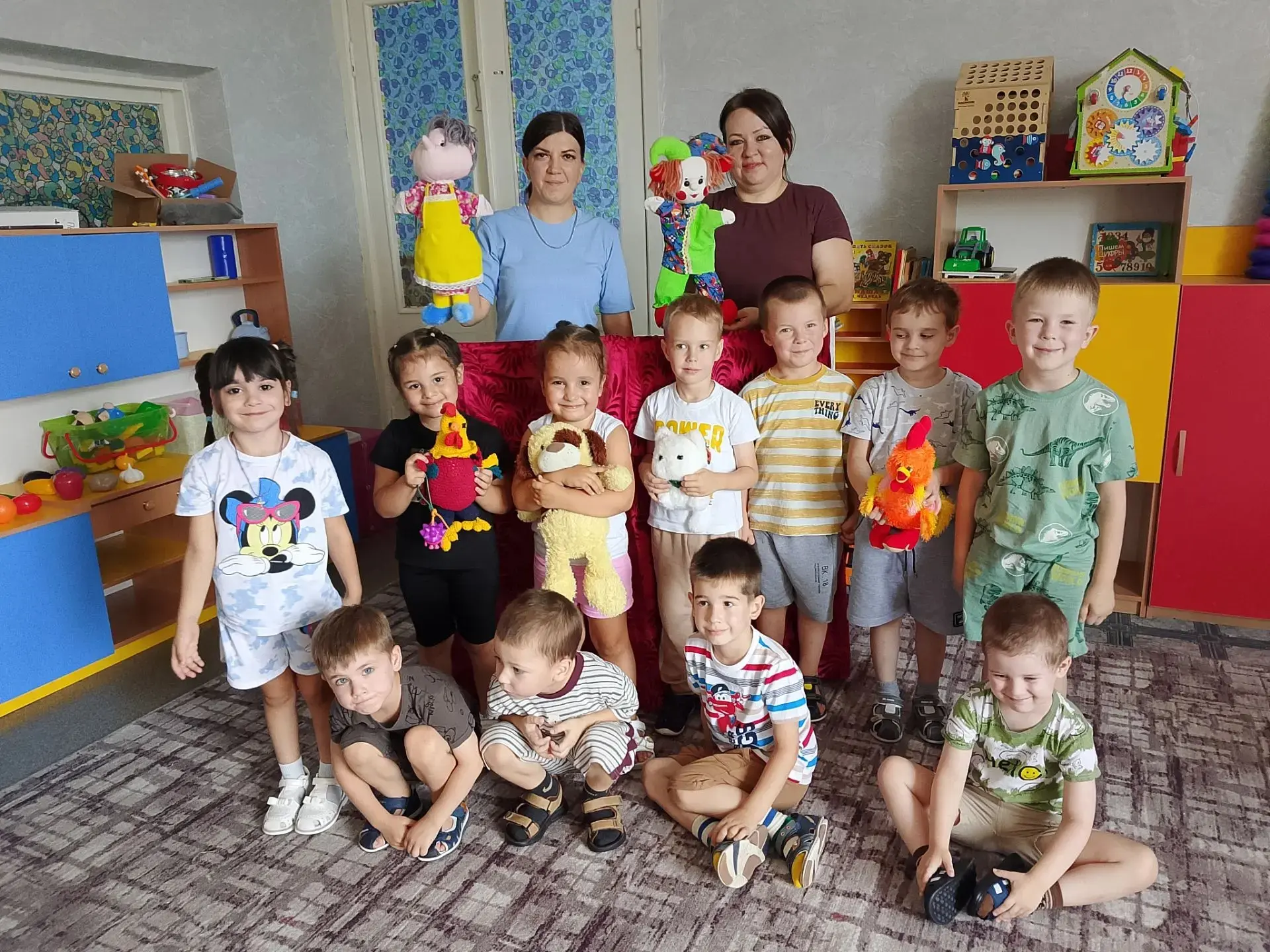 Что такое кукольный театр, и кто в нём актёры? 🤔🎭Об этом узнали ребята младшей группы...